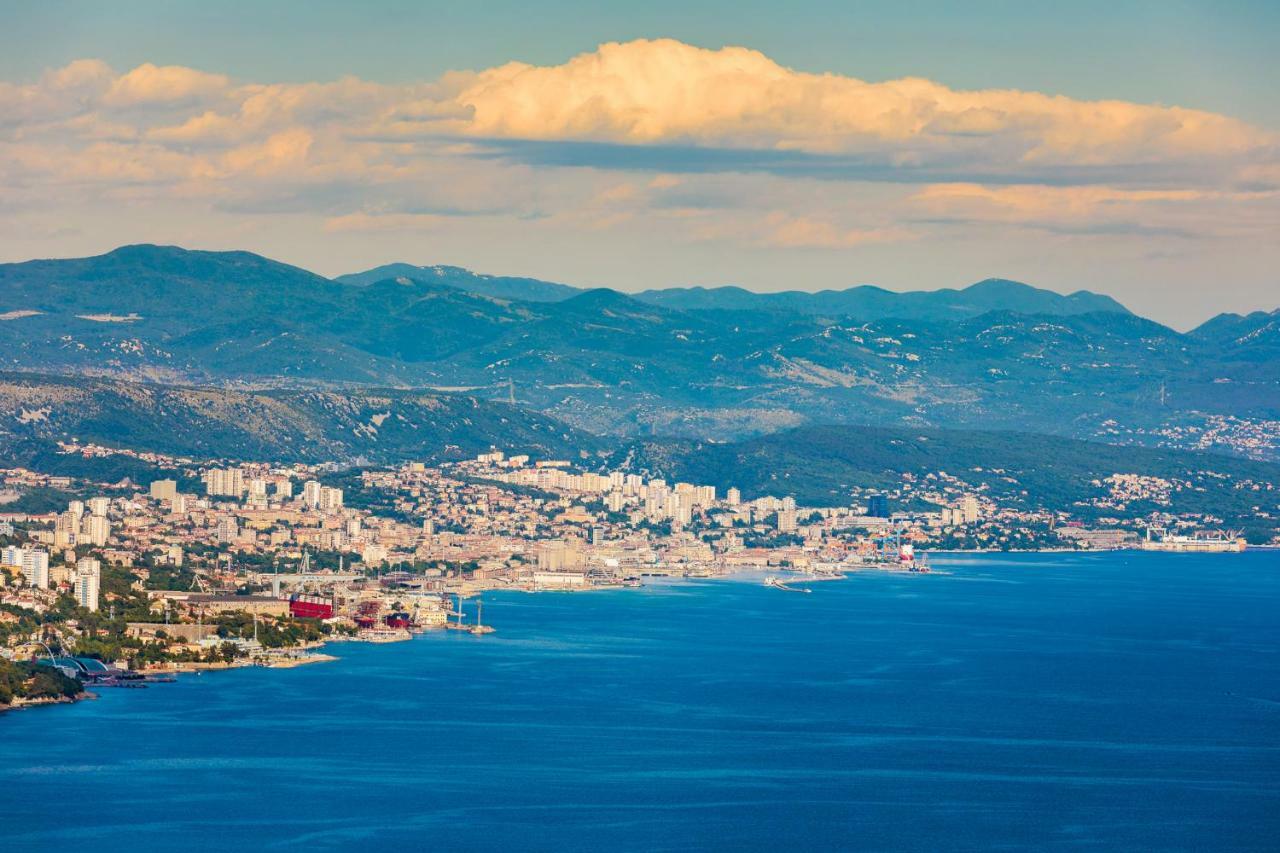 Apartment Panorama Opatija Matulji Kültér fotó
