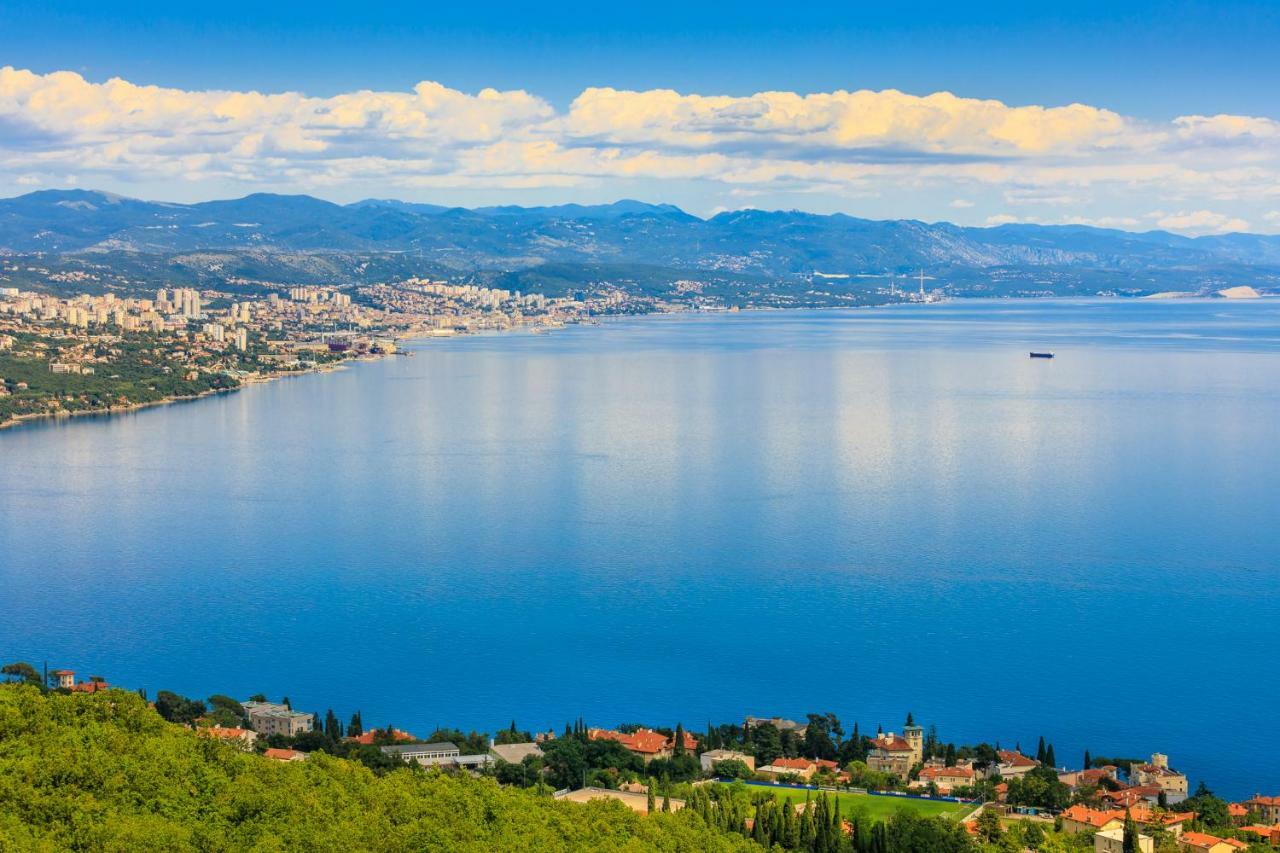 Apartment Panorama Opatija Matulji Kültér fotó